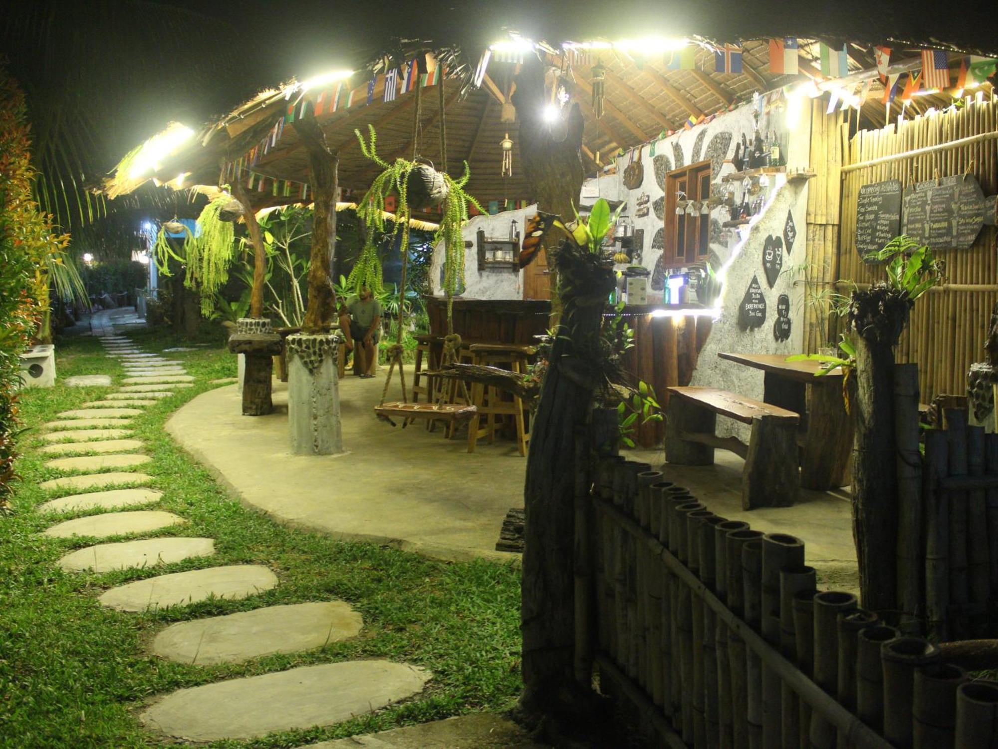 Eco Trekking Lodge, Bar & Jungle Tour'S Bukit Lawang Kültér fotó