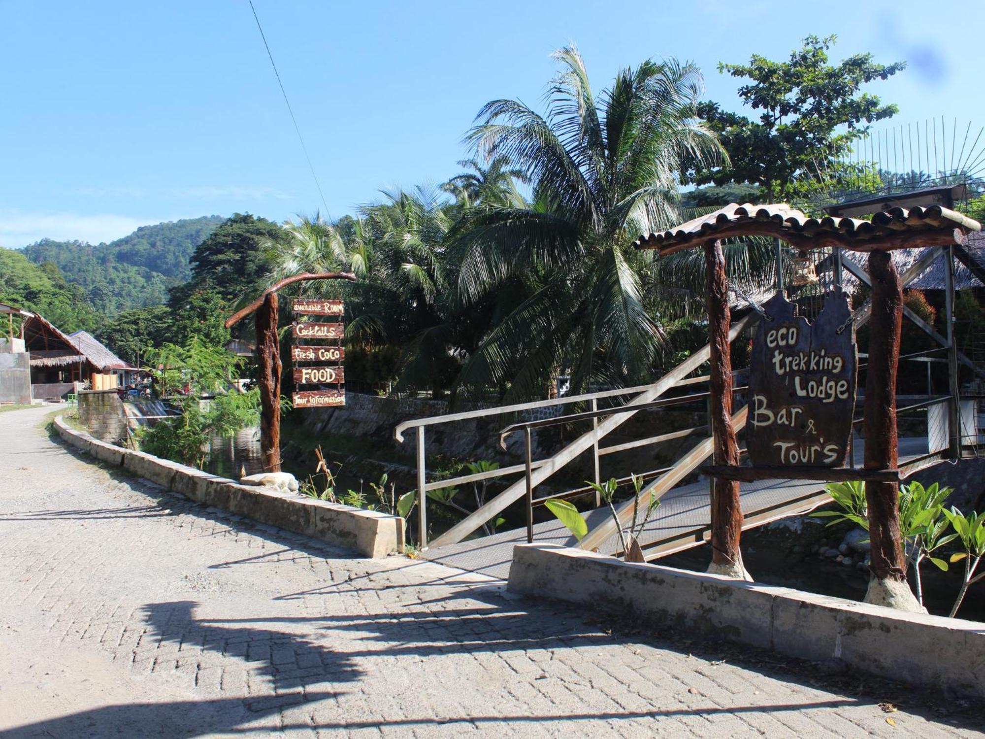 Eco Trekking Lodge, Bar & Jungle Tour'S Bukit Lawang Kültér fotó