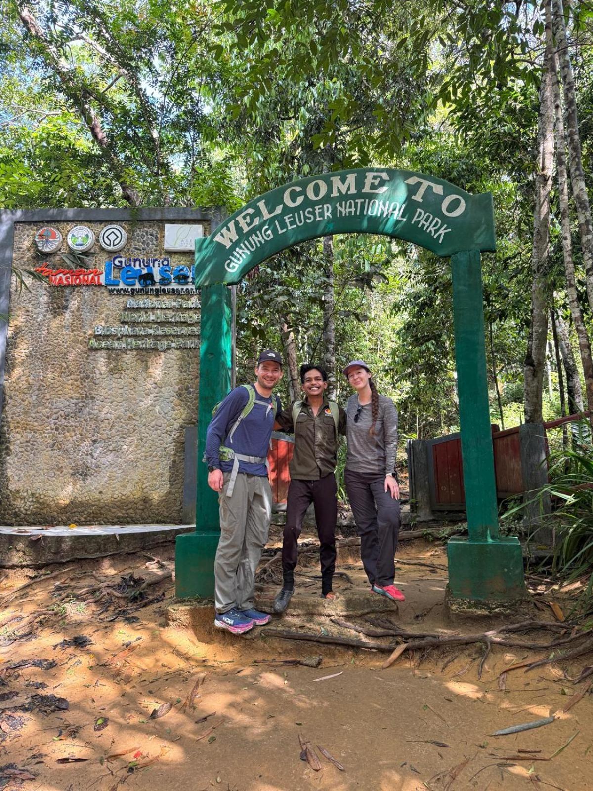 Eco Trekking Lodge, Bar & Jungle Tour'S Bukit Lawang Kültér fotó